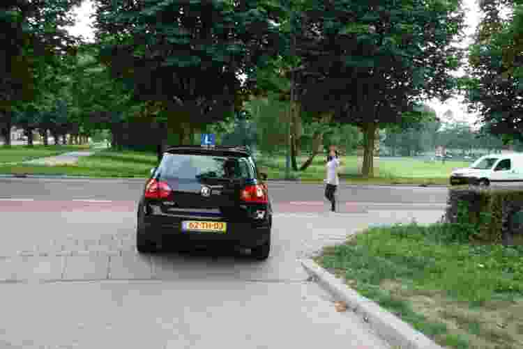 الامتحان التيوري لقيادة السيارة في هولندا 9